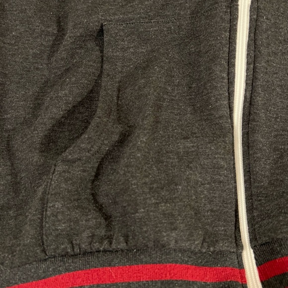 Garth Brooks World Tour Drawstring Hooded Front Zip Sweatshirt Size XLBlack/Red - Picture 5 of 8